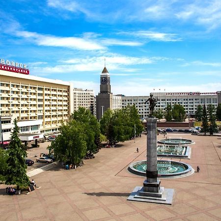 Hotel Krasnojarsk Zewnętrze zdjęcie