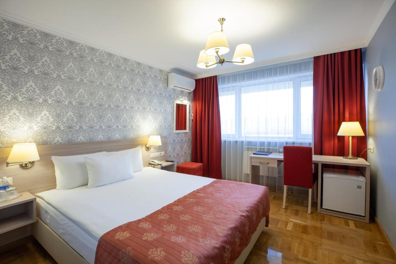 Hotel Krasnojarsk Zewnętrze zdjęcie