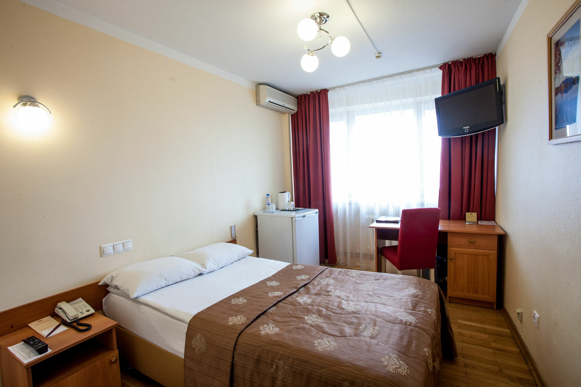 Hotel Krasnojarsk Zewnętrze zdjęcie