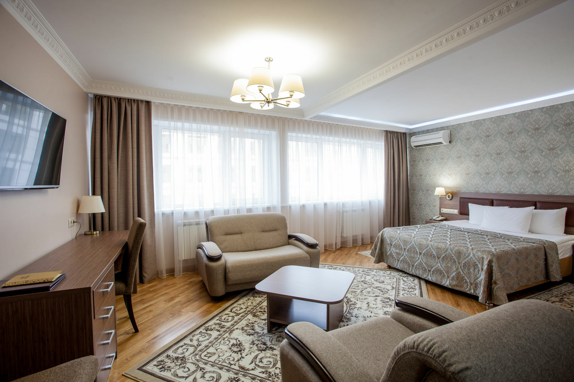 Hotel Krasnojarsk Zewnętrze zdjęcie